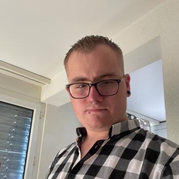 Babysitter in Freiburg: Fabien