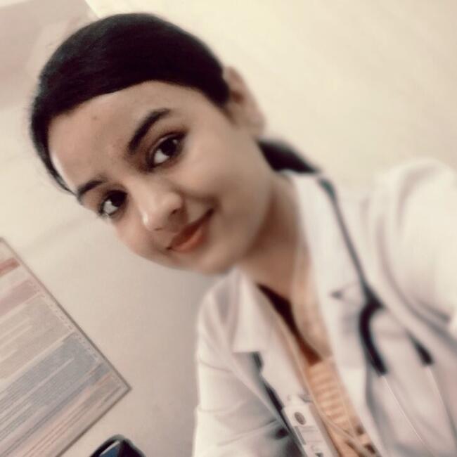 Babysitting job in Faridabad: Shubhi