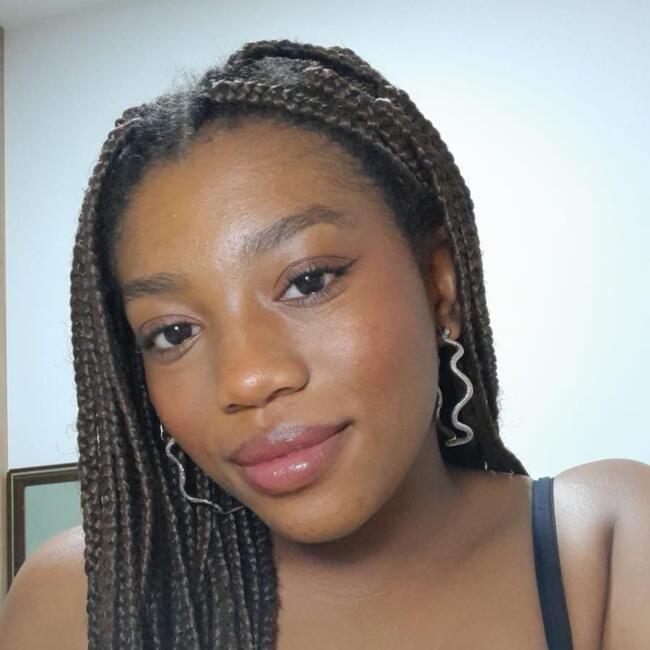 Babysitter in Americana: Lorena