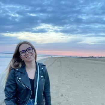 Babysitter in Saint-Jacques-de-la-Lande: Faustine