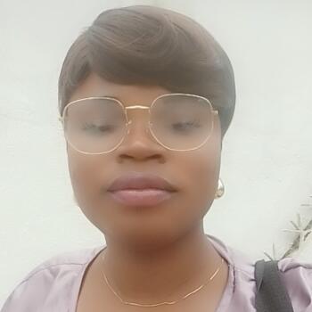 伊巴丹的保母: Oluwatoyin