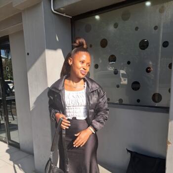 Nanny in Hibberdene: Andile