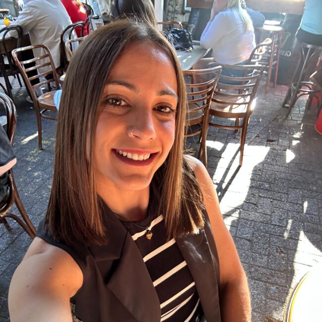 Babysitter in Blackrock: Maite