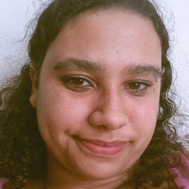 Babá em Araxá: Kamilly