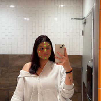 Baby-sitter in Red Deer: Vironika