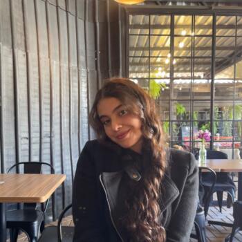 Babysitter in Sapiranga: Rhaiani