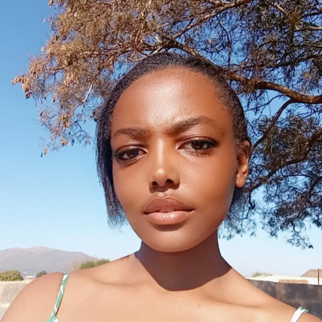 Babysitter in Benoni: Kgomotso