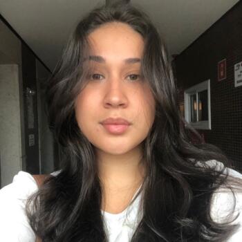 Babá Feira de Santana: Fernanda