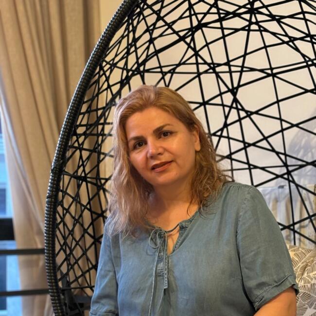 Oppas in Den Haag: Zohreh