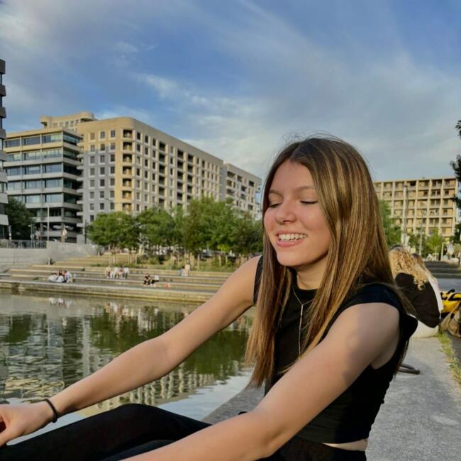 Babysitter in Craponne: Raphaelle 