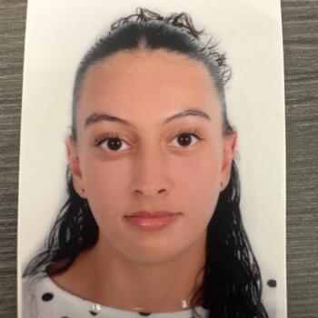 Babysitter in Nanterre: Yousra