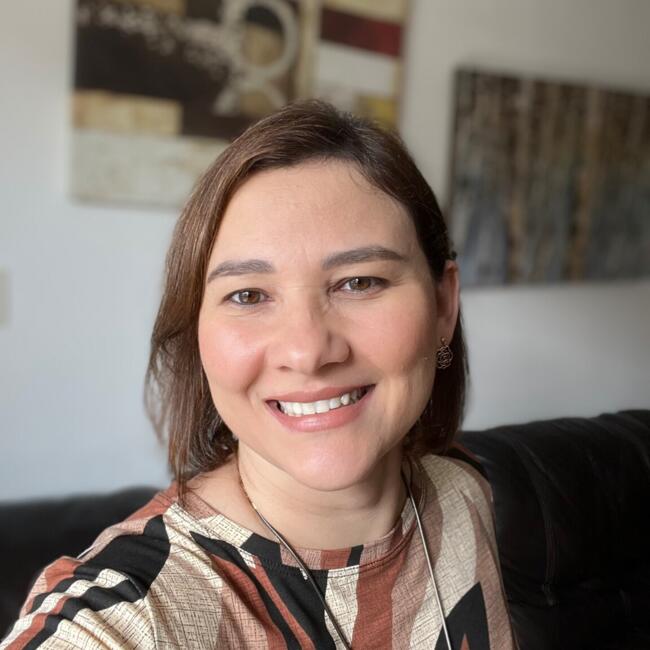 Babysitter in Juiz de Fora: Janaina