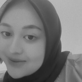 Babysitting job in Bandung: babysitting job Ulfah