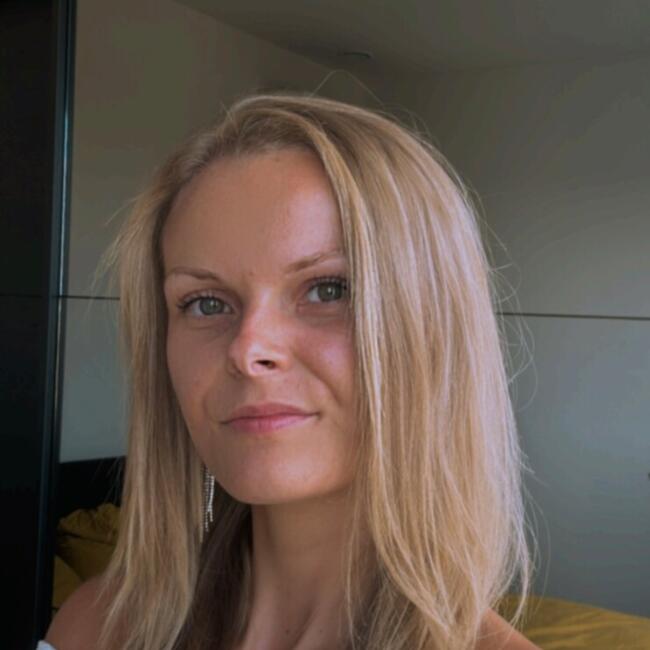 Babysitter in Antwerpen: Eline