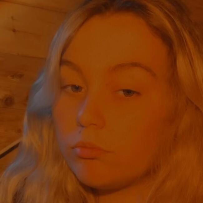 Babysitter in Derby: Maria