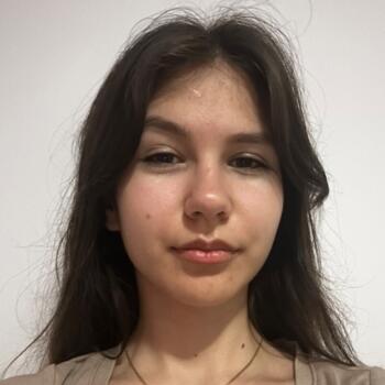 Babysitter in Bacau: Pruteanu Alexia-Gabriela