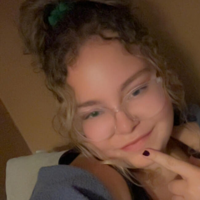 Babysitter in Colchester: Caitlyn
