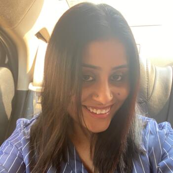 माता-पिता बंगलौर: Divya