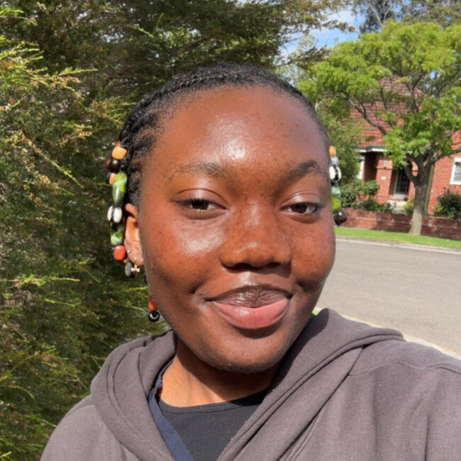 Babysitter in Melbourne: Dimakatso