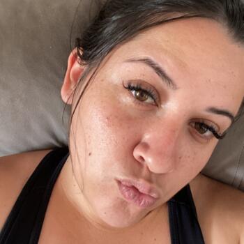 Emprego de babá em Brasília: emprego de babá Caroline