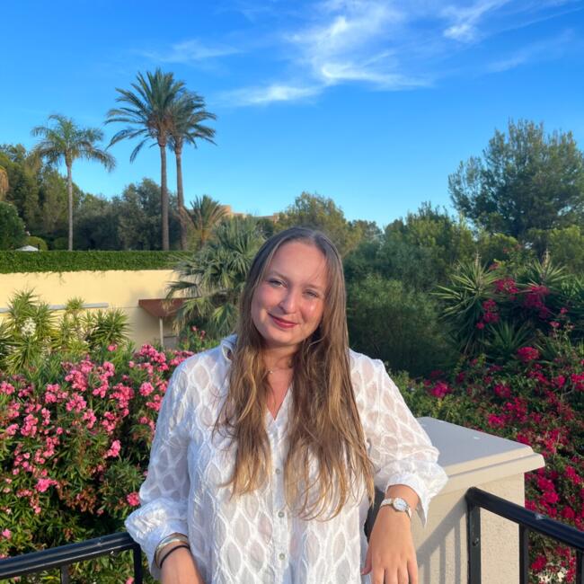 Babysitter in Sint-Pieters-Leeuw: Margaux