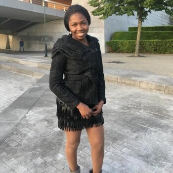 Babysitting job in Saint-Quentin-Fallavier: babysitting job Beatrice