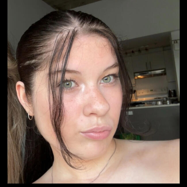 Babysitter in Québec: Allisson