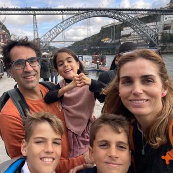 Familia Sevilla: Anita