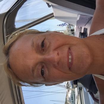 Lavoro per babysitter a Bari: lavoro per babysitter Francesca