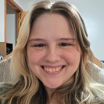 Babysitter in Greeneville: Connie
