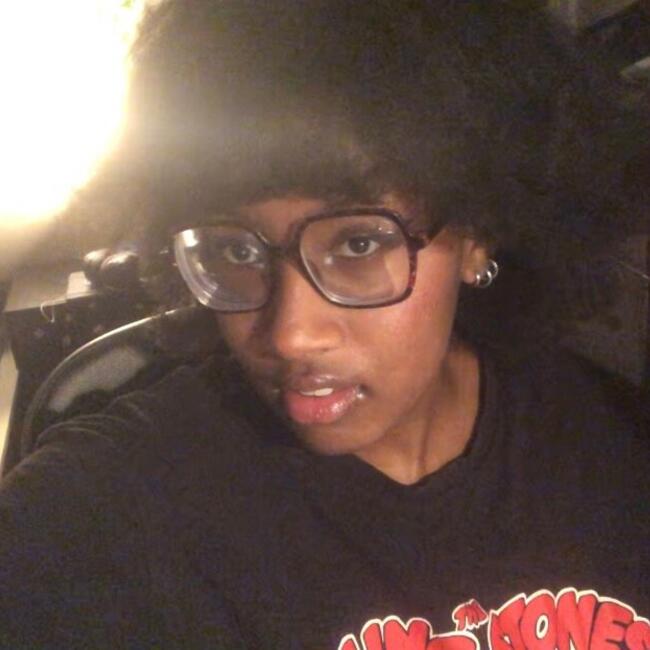 Babysitter in Sartrouville: Amy