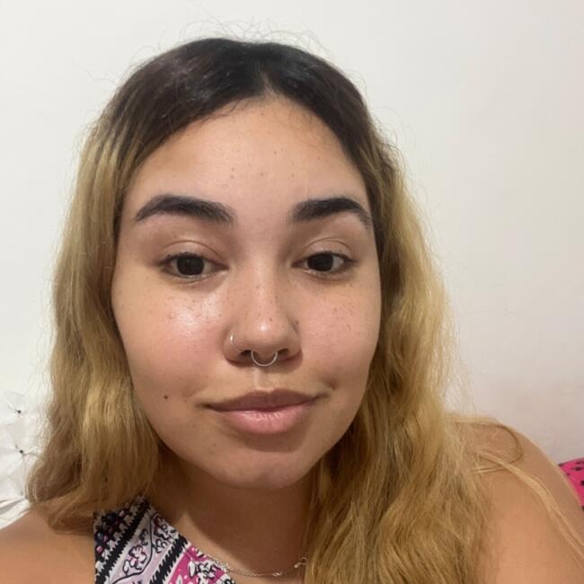 Babysitter in Brasília: Bruna
