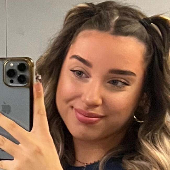 Babysitter in Manosque: Lisa