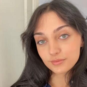 Babysitter in Cenon: Vanessa