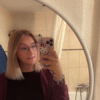 Babysitter in Mons: Keona