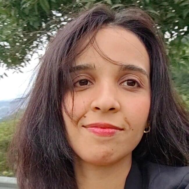 جليسة أطفال في القاهرة الجديدة: Basma