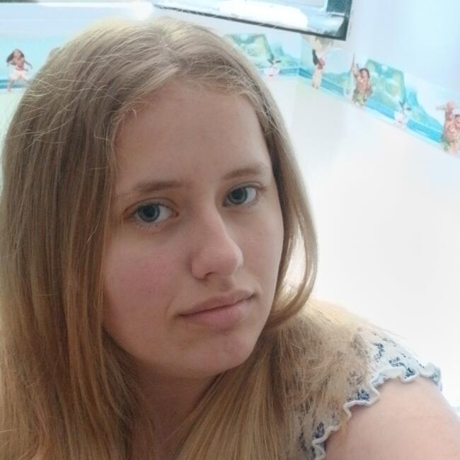 Babysitter in Port-Jérôme: Manon