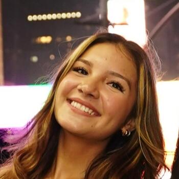 Babysitter in Brooklyn: Joanis