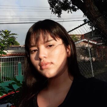 Niñera en San José: Trisha
