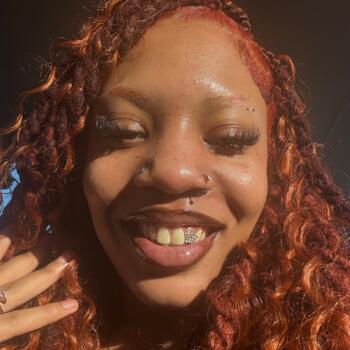Babysitter in Clarksville: Sanaa