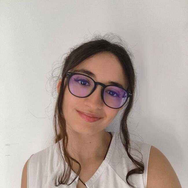 Babysitter in Ovar: Gabriela