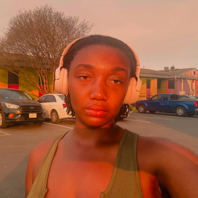 Babysitter in Chicago: Chinonye