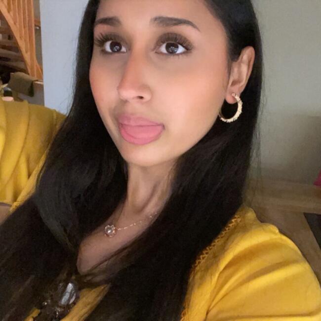 Babysitter in Stockholm: Zaynab