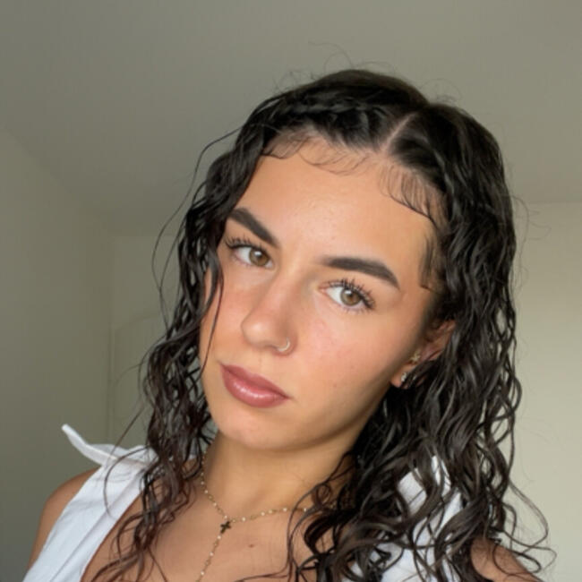 Babysitter in Mardeuil: Liza