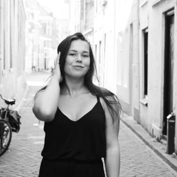 Babysitter Almere Stad: Romy