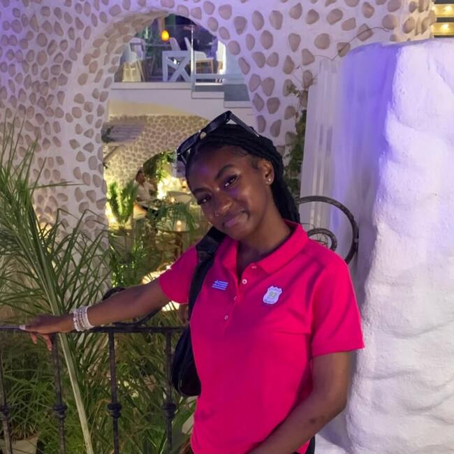 Babysitter in Sarcelles: Angella-jane