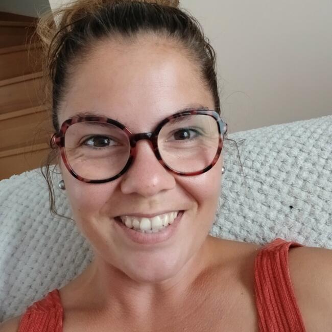 Babysitter in Saint-Mars-du-Désert: Tifany