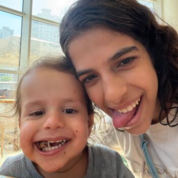 Babysitter in Netanya: הללי