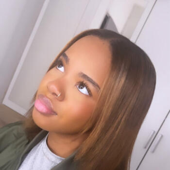 Babysitter in Boulogne-Billancourt: Mounia