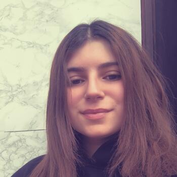 Babysitter in La Louvière: Romayssa